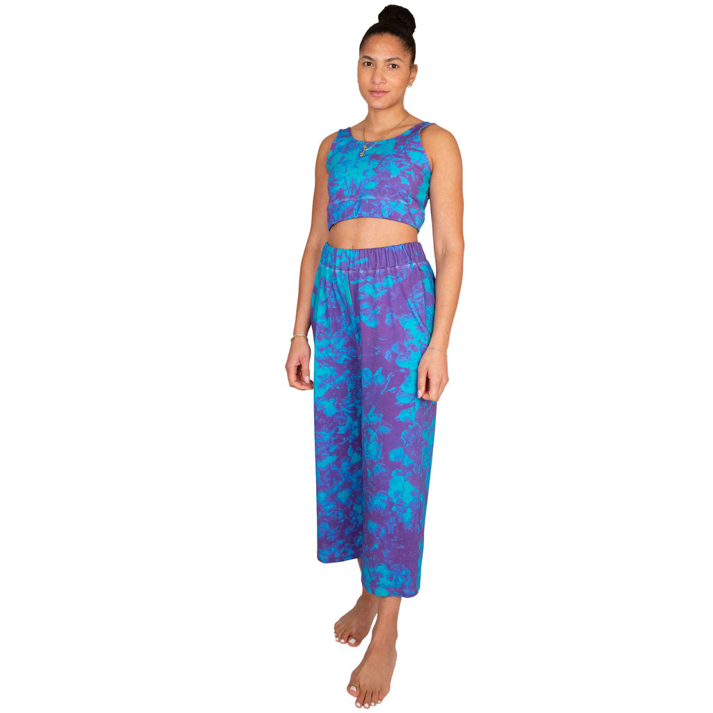 parachute pants // avril print