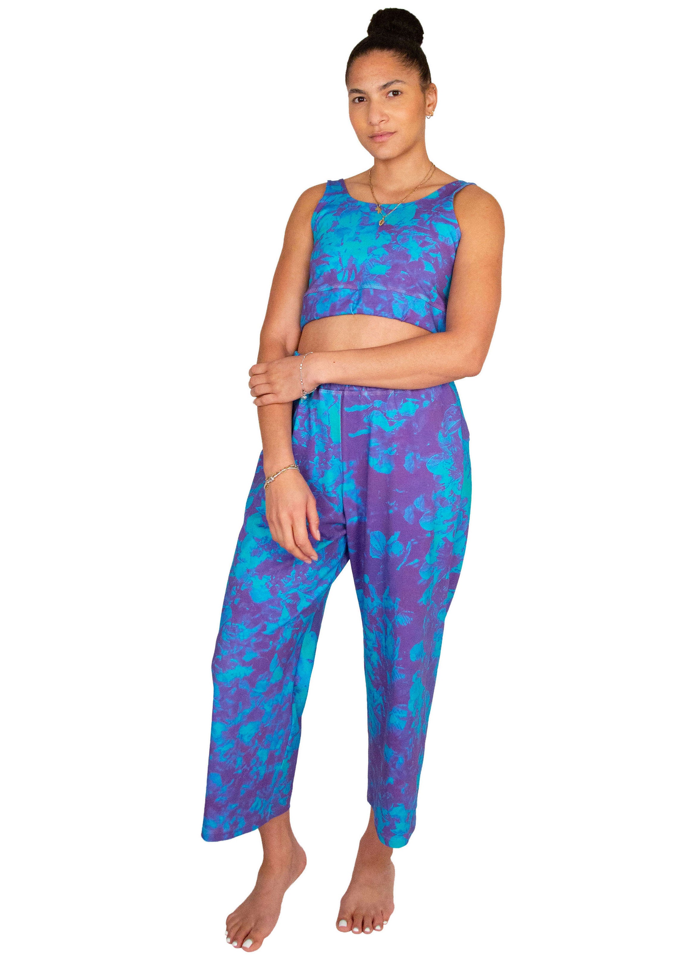 parachute pants // avril print