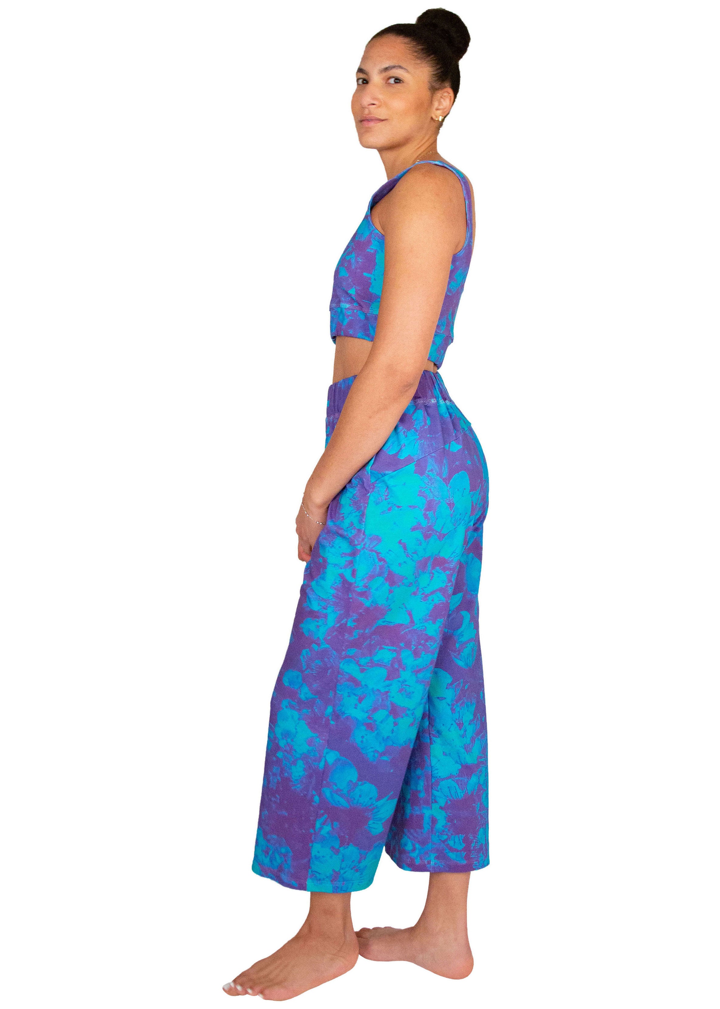 parachute pants // avril print